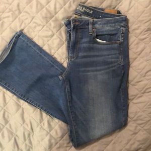American Eagle Skinny Kick Jeans